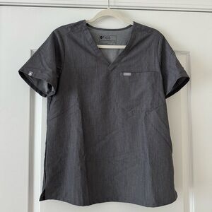 Figs Catarina One-Pocket Scrub Top (Graphite)